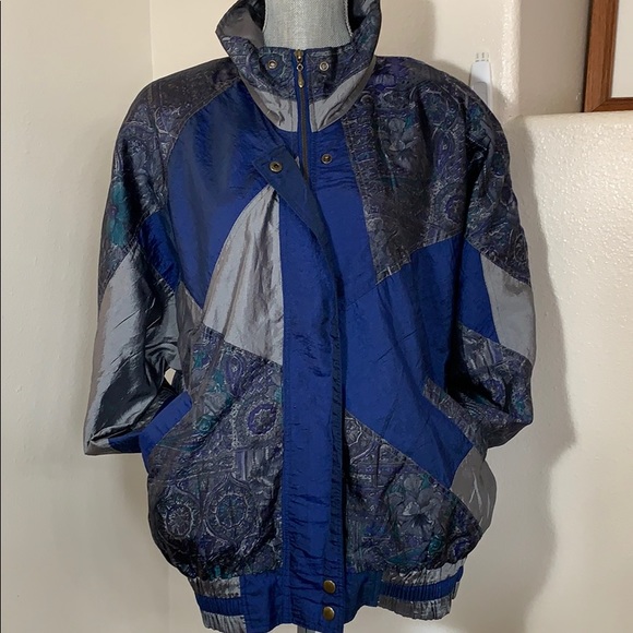SOLD SOLD !! LAVON Women’s Windbreaker Sz L - Picture 2 of 8